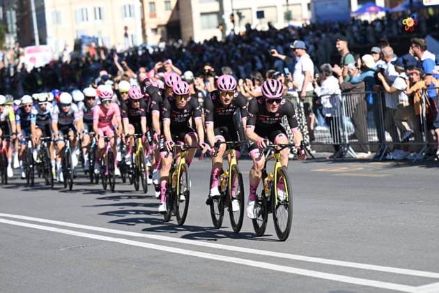 01-06-2025 Giro D italia; Tappa 21 Roma - Roma; 2025, Visma - Lease A Bike; Yates, Simon; Roma; 