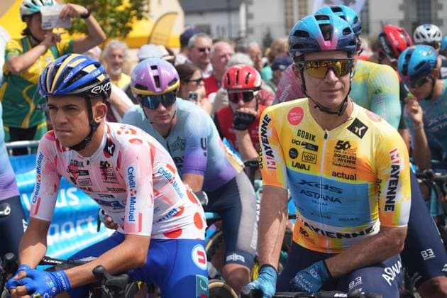 CYCLING - BOUCLES DE LA MAYENNE 2025 - STAGE 3 Aaron Gate and LANGELLA Lenaic the Stage 3 of the Boucles de la Mayenne - CrÃ dit Mutuel, UCI ProSeries Cycling event, Javron-les-Chapelles - Laval (163,4 Km) on 1 June 2025 in Laval, France - Photo Laurent Lairys PSNEWZ LavalFrance  Copyright: xLaurentxLairysx