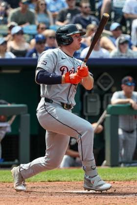 June 01, 2025: Detroit Tigers first baseman Colt Keith (33) watches his single during the ninth inning against the Kansas City Royals at Kauffman Stadium in Kansas City, MO. CSM Kansas City United States of America - ZUMAc04_ 20250601_zma_c04_149 Copyright: xDavidxSmithx