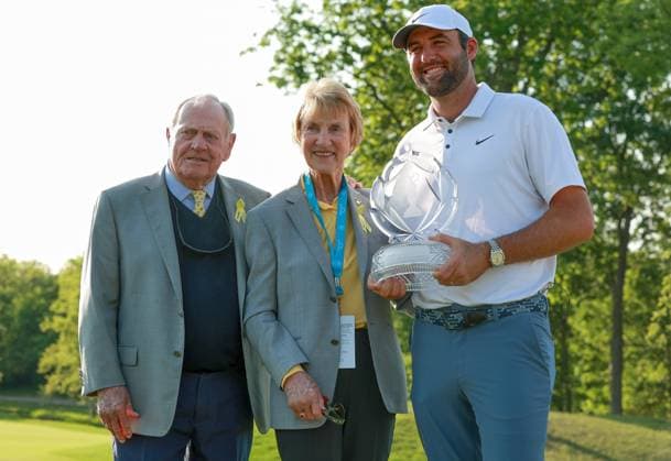 Memorial Tournament presented by Workday Scottie Scheffler of Dallas, Texas holds the trophy after his back-to-back win and is joined by retired golf professional Jack Nicklaus(L), Barbara Nicklaus(C) at the conclusion of the final round of the Memorial Tournament presented by Workday at Muirfield Village Golf Club on Sunday, June 1, 2025 in Dublin, Ohio. Dublin Ohio United States  Copyright: xAmyxLemusx originalFilename:lemus-memorial250601_npAMg.jpg