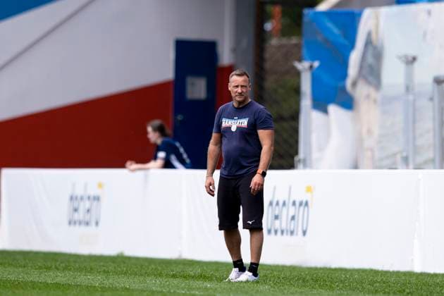 Regionalliga-Nordost Frauen: F.C. Hansa Rostock vs. 1. FFV Erfurt; Rostock; 01.06.2025 Tino Spörk (Trainer; F.C. Hansa Rostock) Regionalliga-Nordost Frauen: F.C. Hansa Rostock vs. 1. FFV Erfurt; Ostseestadion Rostock; 01.06.2025 Copyright: xBEAUTIFULxSPORTS Duehringx