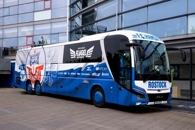 Regionalliga-Nordost Frauen: F.C. Hansa Rostock vs. 1. FFV Erfurt; Rostock; 01.06.2025 Mannschaftsbus F.C. Hansa Rostock Regionalliga-Nordost Frauen: F.C. Hansa Rostock vs. 1. FFV Erfurt; Ostseestadion Rostock; 01.06.2025 Copyright: xBEAUTIFULxSPORTS Duehringx
