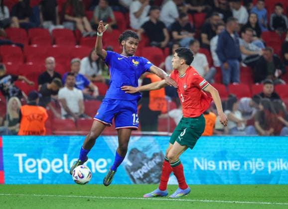 June 1, 2025, Tirana, Tirana, Albania: Kyllian Antonio of France and Martim Chelmik of Portugal in action during the UEFA European Under-17 Championship final match between France and Portugal, in Tirana, Albania on 1 June, 2025 Tirana Albania - ZUMAb266 20250601_zip_b266_017 Copyright: xArmandoxBabanix