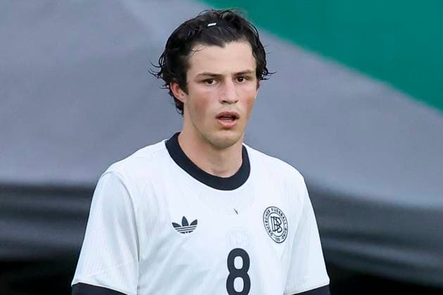 Merlin Roehl (Germany) schaut enttaeuscht, Friendly match, Germany U21, U 21 vs RB Leipzig U19, Spa und GolfResort Weimarer Land am 01. June 2025 in Blankenhain, Deutschland. (Foto von Marco Steinbrenner DeFodi Images) Merlin Roehl (Germany) looks dejected, Friendly match, Germany U21 vs RB Leipzig U19, Spa und GolfResort Weimarer Land, June 1, 2025 in Blankenhain, Germany. (Photo by Marco Steinbrenner DeFodi Images)