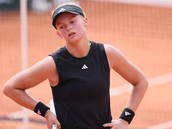 Belgian Jeline Vandromme reacts during a tennis match between Belgian Vandromme and Austrian Tagger, in the first round of the girls singles, at the Roland Garros French Open tennis tournament, in Paris, France, Monday 02 June 2025. This year s tournament takes place from 25 May to 08 June. BENOITxDOPPAGNE  x125986186x