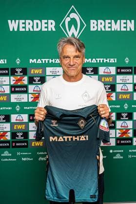 GER, offizielle Vorstellung Horst Steffen (SV Werder Bremen Trainer); 02.06.2025, Pressekonferenzraum, Bremen, GER, offizielle Vorstellung Horst Steffen (SV Werder Bremen Trainer); im Bild picture shows Horst Steffen (SV Werder Bremen Trainer); bei der Vorstellung in Bremen und anschliessender Mixedzone