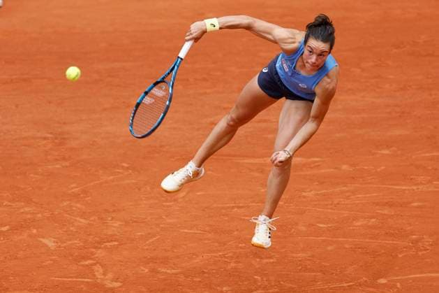 June 2, 2025, Paris, Paris, France: Lois Boisson (FRA) in action during the tennis Grand Slam of Roland Garros 2025, match between Lois Boisson (FRA) and Jessica Pegula (USA) at Roland Garros Stadium - on June 02 2025.Paris - France Paris France - ZUMAb253 20250602_zsp_b253_060 Copyright: xLoicxBaratouxx