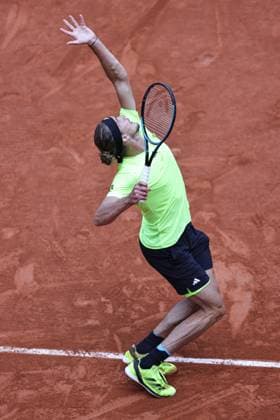 Alexander Zverev, GER, during fourth round of 2025 French Open at Roland Garros, Paris, 02 06 2025; -
