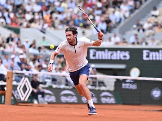 2025 Roland-Garros - Day 9 PARIS, FRANCE - JUNE 02: Novak Djokovic (not seen) of Serbia competes with Cameron Norrie of United Kingdom during the Men s Singles Fourth Round match on Day Nine of the 2025 French Open at Roland Garros on June 02, 2025 in Paris, France. Mustafa Yalcin Anadolu Paris France. Editorial use only. Please get in touch for any other usage.  Copyright: x2025xAnadoluxMustafaxYalcinx