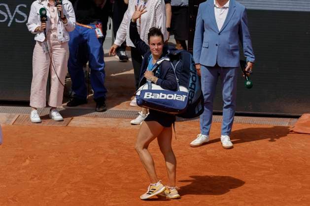 June 2, 2025, Paris, Paris, France: Lois Boisson (FRA) in action during the tennis Grand Slam of Roland Garros 2025, match between Lois Boisson (FRA) and Jessica Pegula (USA) at Roland Garros Stadium - on June 02 2025.Paris - France Paris France - ZUMAb253 20250602_zsp_b253_098 Copyright: xLoicxBaratouxx