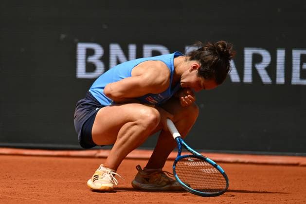 Roland Garros 2025: Lois Boisson (FRA) wins in the round of 16, women s singles against Jessica Pegula on Philippe-Chatrier court during the Grand Slam tennis tournament, on June 2, 2025, at Roland-Garros stadium in Paris, France. - 02 06 2025 - France Ile-de-France (region) Paris -  JulienxMattiax xLexPictorium LePictorium_0309647