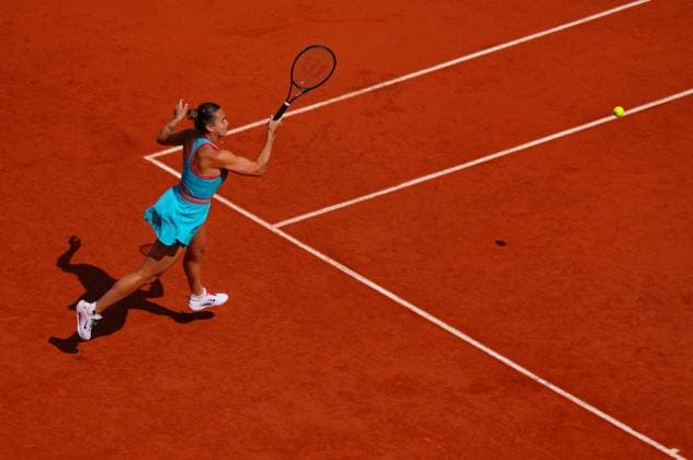 Aryna Sabalenka in quarter final action French Open Tennis, Day Ten, Tennis, Roland Garros, Paris, France - 03 Jun 2025 EDITORIAL USE ONLY No use with unauthorised audio, video, data, fixture lists, club league logos or live services. Online in-match use limited to 120 images, no video emulation. No use in betting, games or single club league player publications.  Copyright: xJavierxGarcia Shutterstockx 15335298c