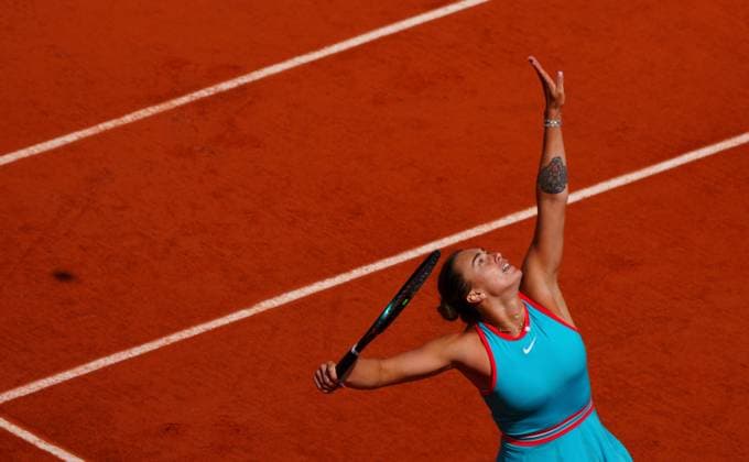 Aryna Sabalenka in quarter final action French Open Tennis, Day Ten, Tennis, Roland Garros, Paris, France - 03 Jun 2025 EDITORIAL USE ONLY No use with unauthorised audio, video, data, fixture lists, club league logos or live services. Online in-match use limited to 120 images, no video emulation. No use in betting, games or single club league player publications.  Copyright: xJavierxGarcia Shutterstockx 15335298d