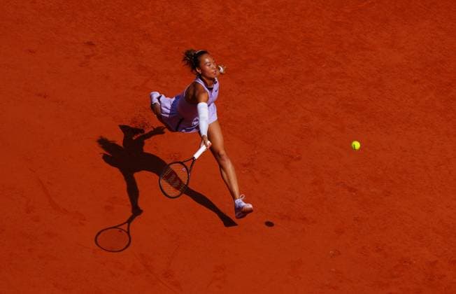 Qinwen Zheng in quarter final action French Open Tennis, Day Ten, Tennis, Roland Garros, Paris, France - 03 Jun 2025 EDITORIAL USE ONLY No use with unauthorised audio, video, data, fixture lists, club league logos or live services. Online in-match use limited to 120 images, no video emulation. No use in betting, games or single club league player publications.  Copyright: xJavierxGarcia Shutterstockx 15335298b