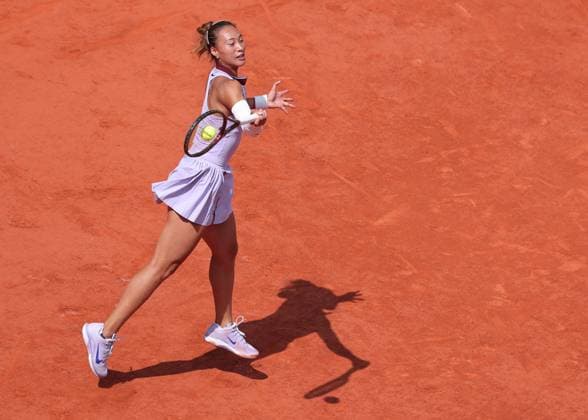Qinwen Zheng (CHN) Tennis - French Open 2025 - Roland Garros - Paris - - France - 3 June 2025. Copyright: xJuergenxHasenkopfx