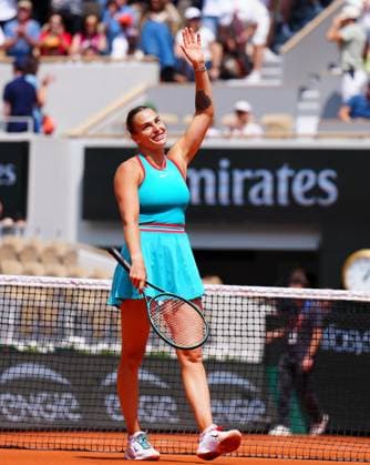 Aryna Sabalenka celebrates winning her quarter final match against Qinwen Zheng French Open Tennis, Day Ten, Tennis, Roland Garros, Paris, France - 03 Jun 2025 EDITORIAL USE ONLY No use with unauthorised audio, video, data, fixture lists, club league logos or live services. Online in-match use limited to 120 images, no video emulation. No use in betting, games or single club league player publications.  Copyright: xJavierxGarcia Shutterstockx 15335298n