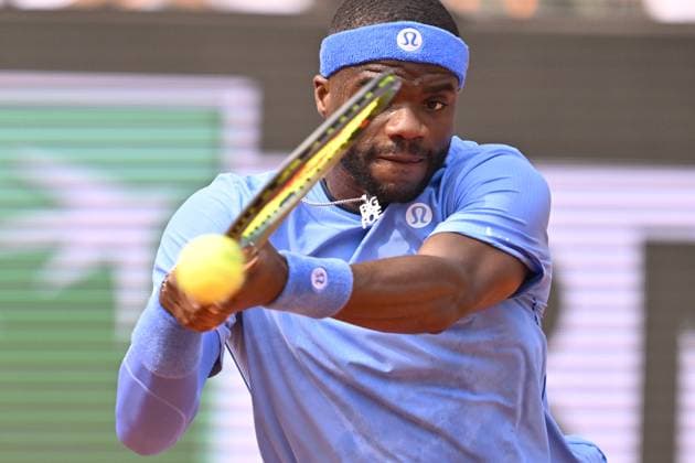2025 Roland-Garros - Day 10 PARIS, FRANCE - JUNE 3: Frances Tiafoe of US in action against Lorenzo Musetti (not seen) of Italy during the Men s Singles Quarter-Final match on day ten of the 2025 French Open at Court Philippe-Chatrier in Paris, France on June 3, 2025. Burak Akbulut Anadolu Paris France. Editorial use only. Please get in touch for any other usage.  Copyright: x2025xAnadoluxBurakxAkbulutx