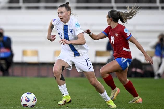 Sanni Franssi of Finland 17 and Tyla-Jay Vlajnic of Serbia 19 during the Women s UEFA Nations League Group B3 football match between Finland and Serbia in Helsinki, Finland, on June 3, 2025. Helsinki Finland LKFTJK20250603203539XALQ  Copyright: xEmmixKorhonenx LKFTJK20250603203539XALQ