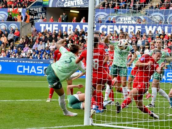 Football - Women™s Nations League - League A - Group 4 - Wales vs Igtaly - Swansea.com Stadium - Tuesday 3rd June 2025 Elena Linari ITALY WOMEN scores her team s first goal COLORSPORT Winston Bynorth 