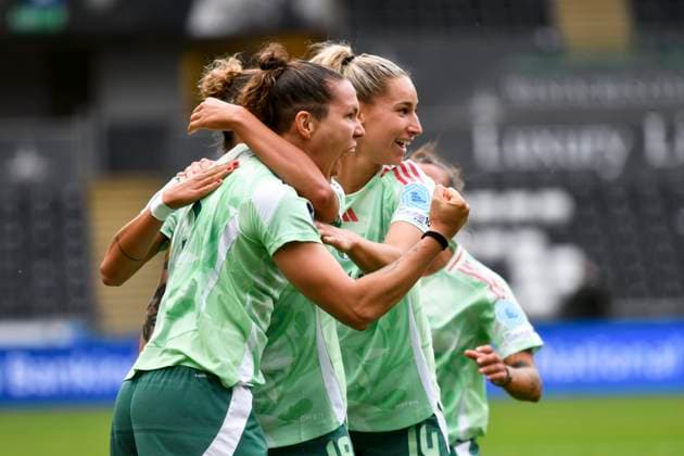 Football - Women™s Nations League - League A - Group 4 - Wales vs Igtaly - Swansea.com Stadium - Tuesday 3rd June 2025 Elena Linari ITALY WOMEN scores her team s first goal COLORSPORT Winston Bynorth 