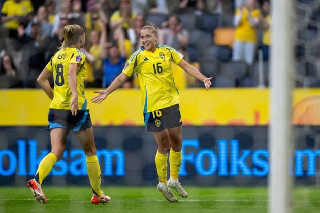 250603 Fridolina Rolfö and Filippa Angeldahl of Sweden celebrates after 3-0 during the Women s Nations League football match between Sweden and Denmark on June 3, 2025 in Stockholm. Photo: Joel Marklund BILDBYRAN kod JM JM0698 fotboll football soccer fotball nations league uefa womens nations league sverige sweden danmark denmark dam bbeng bbauto jubel Copyright: JOELxMARKLUND BB250603JM029