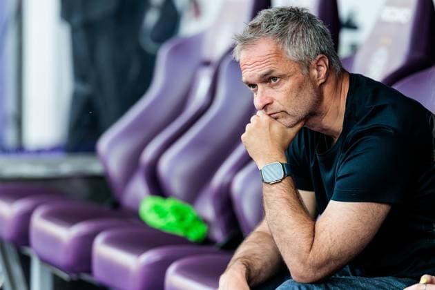 UEFA Women’s Nations League: Österreich - Deutschland; 03.06.2025 Christian Wück (Bundestrainer Deutschland) nachdenklich UEFA Women’s Nations League: Österreich - Deutschland; Wien, Franz-Horr-Stadion am 03.06.2025 Copyright: xBEAUTIFULxSPORTS Wunderlx