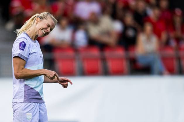 250603 Ada Hegerberg of Norway reacts after missing a chance to score during the UEFA Women™s Nations League football match between Switzerland and Norway on June 3, 2025 in Sion. Photo: Marius Simensen BILDBYRAN COP 238 bbeng dam football fotball fotboll norge norway soccer sveits switzerland uefa women s nations league Copyright: MARIUSxSIMENSEN BB250603BB576