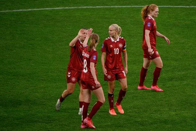 250603 Pernille Harder of Denmark after the 3-1 goal during the Women s Nations League football match between Sweden and Denmark on June 3, 2025 in Stockholm. Photo: Simon Hastegard BILDBYRAN kod SH JM0698 fotboll football soccer fotball nations league uefa womens nations league sverige sweden danmark denmark dam bbeng jubel depp Copyright: SIMONxHASTEGARD BB250603SH037