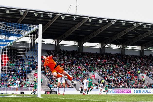 UEFA Women s Nations League 2025, Pairc Ui Chaoimh, Cork 3 6 2025 Republic of Ireland WNT vs Slovenia Slovenia™s Zala MerÅ¡nik can™t stop Saoirse Noonan of Ireland™s first goal Zala MerÅ¡nik can™t stop Saoirse Noonan first goal 3 6 2025  Copyright: x INPHO BenxBradyx BB3_0436