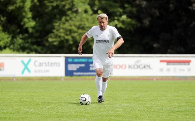 01.06.25 SV Fellbach AH - VfB Stuttgart Traditionself Deutschland, Stuttgart, 01.06.2025, Fussball, SV Fellbach AH - VfB Stuttgart Traditionself: Bernd Förster (VfB Stuttgart). *** 01 06 25 SV Fellbach AH VfB Stuttgart Traditionself Germany, Stuttgart, 01 06 2025, Football, SV Fellbach AH VfB Stuttgart Traditionself Bernd Förster VfB Stuttgart