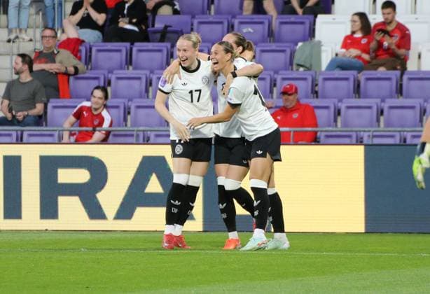 03.06.2025, xgrfx, Fussball UEFA Women s Nations League , Österreich - Deutschland v.l. Tor, Sydney Lohmann (Deutsche Frauennationalmannschaft) (DFL DFB REGULATIONS PROHIBIT ANY USE OF PHOTOGRAPHS as IMAGE SEQUENCES and or QUASI-VIDEO) Wien