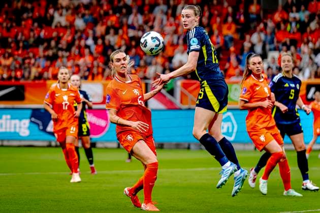 Netherlands midfielder Jill Roord, Scotland defender Jenna Clark during the match Netherlands - Scotland (women) at the Koning Willem II stadium for the UEFA Nations League women season 2024-2025 in TILBURG, Netherlands on 3 june 2025, (photo by Marcel van Dorst EYE4images DeFodi Images)