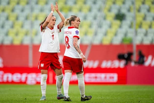 03.06.2025 GDANSK ( POLAND ) PILKA NOZNA KOBIET ( WOMEN™S FOOTBALL ) MECZ UEFA LIGI NARODOW POLSKA - RUMUNIA ( WOMEN™S UEFA NATIONS LEAGUE MATCH POLAND - ROMANIA ) NZ Ewa Pajor Ewelina Kamczyk zmiana FOTO MATEUSZ SLODKOWSKI CYFRASPORT NEWSPIX.PL --- Newspix.pl POLAND OUT!  20250603_CS_MS_115