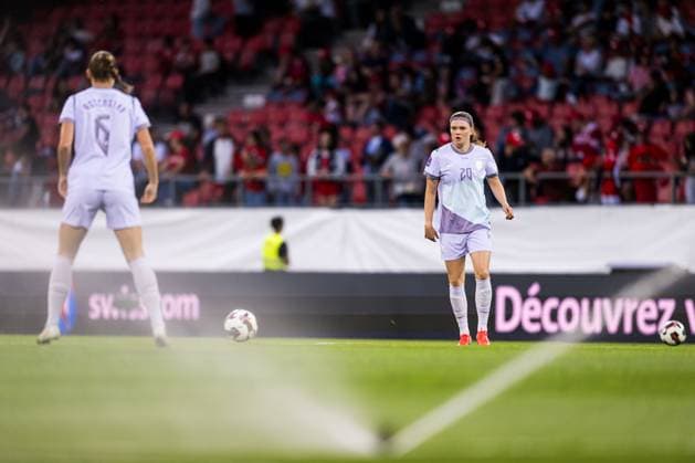250603 Signe Gaupset of Norway warms up during the UEFA Women™s Nations League football match between Switzerland and Norway on June 3, 2025 in Sion. Photo: Marius Simensen BILDBYRAN COP 238 bbeng dam football fotball fotboll norge norway soccer sveits switzerland uefa women s nations league Copyright: MARIUSxSIMENSEN BB250603BB653