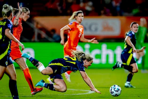 Scotland midfielder Erin Cuthbert during the match Netherlands - Scotland (women) at the Koning Willem II stadium for the UEFA Nations League women season 2024-2025 in TILBURG, Netherlands on 3 june 2025, (photo by Marcel van Dorst EYE4images DeFodi Images)