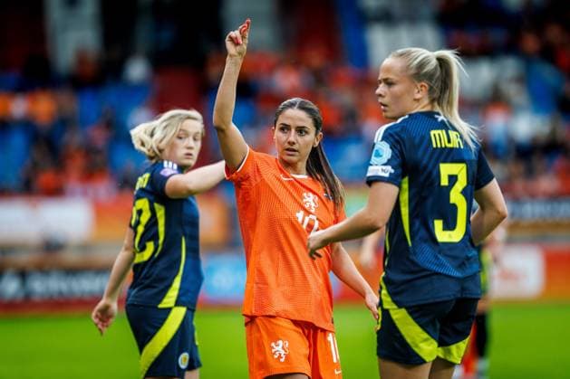 TILBURG, 03-06-2025, Koning Willem II Stadion, Women™s Nations League 2025-2026 football, Netherlands midfielder Danielle van de Donk during the match Netherlands - Scotland (women) Netherlands - Scotland (women)  x29609464x Copyright:
