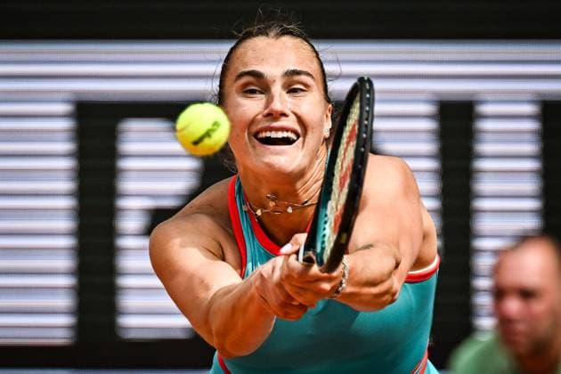 June 3, 2025, Paris, France, France: ARYNA SABALENKA of Belarus in action against Q. Zhang of China during the tenth day of the French Open 2025, Grand Slam tennis tournament at Roland-Garros Stadium in Paris. Sabalenka won the match 7-6 6-3 to reach the semi-finals. Paris France - ZUMAm308 20250603_zsp_m308_001 Copyright: xMatthieuxMirvillex