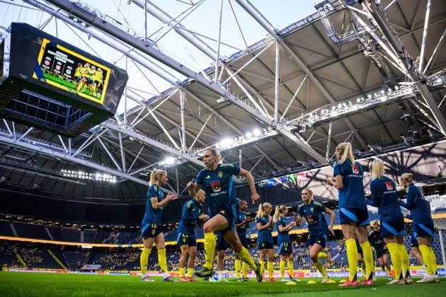 250603 Jonna Andersson and Fridolina Rolfö of Sweden at warm-up ahead of the Women s Nations League football match between Sweden and Denmark on June 3, 2025 in Stockholm. Photo: Joel Marklund BILDBYRAN kod JM JM0698 fotboll football soccer fotball nations league uefa womens nations league sverige sweden danmark denmark dam bbeng Copyright: JOELxMARKLUND BB250603JM164