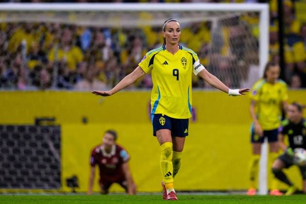 250603 Kosovare Asllani of Sweden during the Women s Nations League football match between Sweden and Denmark on June 3, 2025 in Stockholm. Photo: Joel Marklund BILDBYRAN kod JM JM0698 fotboll football soccer fotball nations league uefa womens nations league sverige sweden danmark denmark dam bbeng Copyright: JOELxMARKLUND BB250603JM171