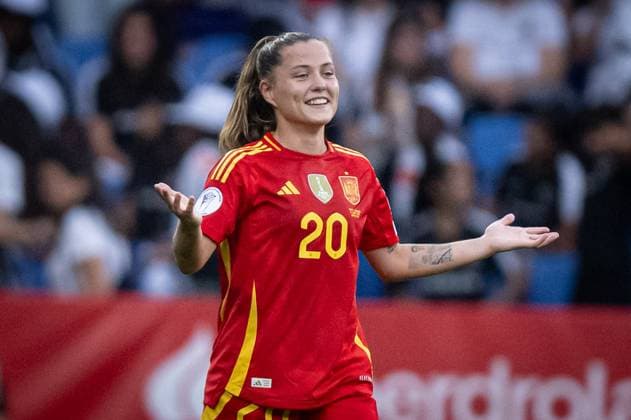 June 3, 2025, Barcelona, Spain: Claudia Pina (Spain) celebrates during a Women s Nations League match between Spain and England at Stage Front Stadium. Final Score: Spain 2 - England 1. Barcelona Spain - ZUMAs197 20250603_aaa_s197_257 Copyright: xFelipexMondinox