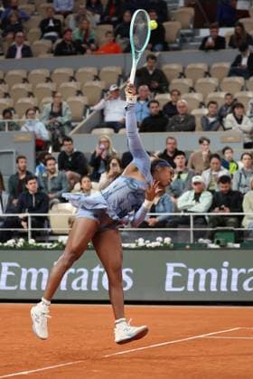 ROLAND GARROS 2025 Thierry Larret MAXPPP - PARIS (75) 04 06 2025 Thierry Larret Maxppp. Tennis. Roland Garros 2025. Internationaux de France de tennis. Stade Roland Garros, Paris (75). Le 4 juin 2025. Court Philippe Chatrier : Madison KEYS (USA) vs Coco GAUFF (USA) PARIS (75) STADE ROLAND GARROS PARIS ILE DE FRANCE FRANCE  Copyright: xMAXPPPxThierryxLarretx TLR202506045501 TLR202506045501