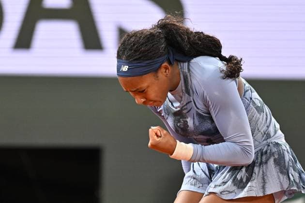 2025 Roland-Garros - Day 11 PARIS, FRANCE - JUNE 04: Coco Gauff of US competes against Madison Keys (not seen) of US during quarter-final women s singles match on day 11 of the French Open tennis tournament on Court Philippe-Chatrier at the Roland-Garros in Paris on June 04, 2025. Mustafa Yalcin Anadolu Paris France. Editorial use only. Please get in touch for any other usage.  Copyright: x2025xAnadoluxMustafaxYalcinx