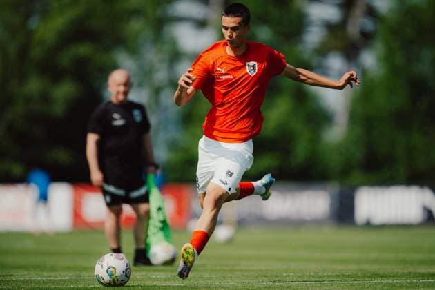 SOCCER - U16, AUT vs MDA, test match LINDABRUNN,AUSTRIA,04.JUN.25 - SOCCER - OEFB under-16 international test match, Austria vs Moldova. Image shows Matteo Maric (AUT) during warm up.  GEPAxpictures xAlexanderxSolc