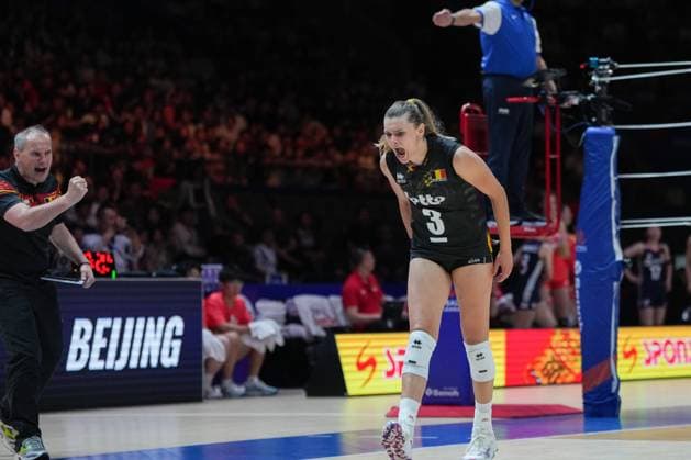 (250604) -- BEIJING, June 4, 2025 -- Britt Herbots (R) of Belgium celebrates scoring during the pool 3 match between China and Belgium at the Women s Volleyball Nations League (VNL) 2025 at the National Indoor Stadium in Beijing, China, June 4, 2025. ) (SP)CHINA-BEIJING-VOLLEYBALL-VNL-CHINA VS BELGIUM(CN) JuxHuanzong 