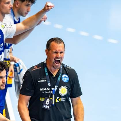 04.06.2025, GER, Handball, Maenner, Saison 24 25, 1.Daikin Handball Bundesliga, 33.Spieltag, ThSV Eisenach - 1.VfL Potsdam Misha Kaufmann (ThSV Eisenach,Trainer) 99817 Eisenach Werner-Assmann-Halle Am Sportp Thueringen Deutschland
