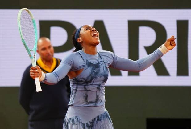 Coco Gauff celebrates her quarter final win French Open Tennis, Day Eleven, Tennis, Roland Garros, Paris, France - 04 Jun 2025 EDITORIAL USE ONLY No use with unauthorised audio, video, data, fixture lists, club league logos or live services. Online in-match use limited to 120 images, no video emulation. No use in betting, games or single club league player publications. Copyright: xJavierxGarcia Shutterstockx 15337990dv