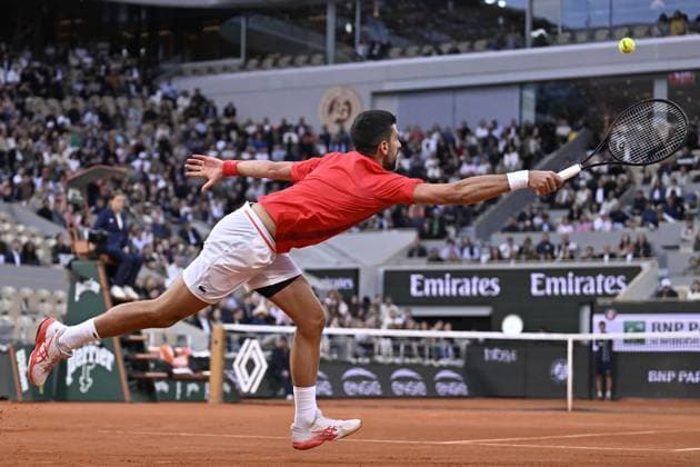 2025 Roland-Garros - Day 11 PARIS, FRANCE - JUNE 04: Novak Djokovic of Serbia plays against Alexander Zverev of Germany during the Men s Singles Quarter Final match on Day Eleven of the 2025 French Open at Roland Garros on June 04, 2025 in Paris, France. Burak Akbulut Anadolu Paris France. Editorial use only. Please get in touch for any other usage.  Copyright: x2025xAnadoluxBurakxAkbulutx