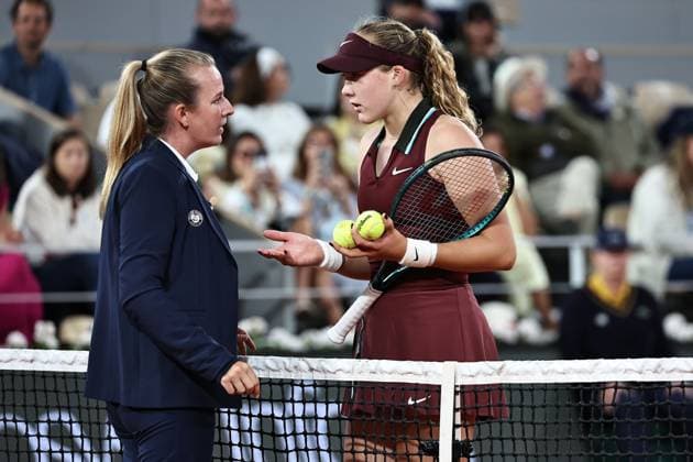 Mirra Andreeva, RUS, during semifinals of 2025 French Open at Roland Garros, Paris, 04 06 2025; -