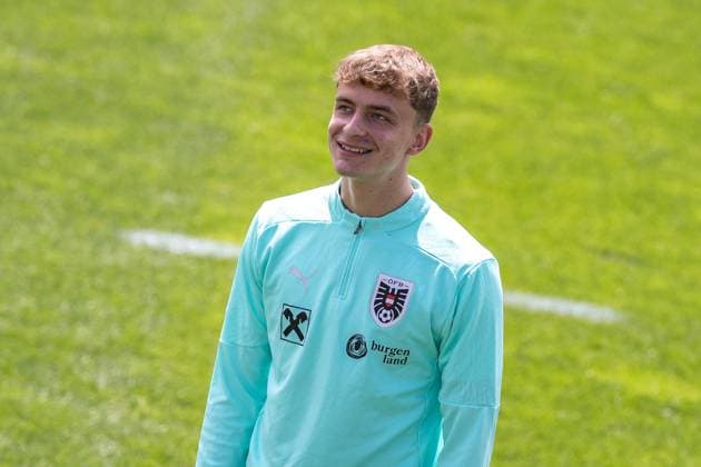 03.06.2025, Seefeld, AUT, FIFA WM 2026 Qualifikation, ÖFB Nationalteam, Training, während einer ÖFB-Trainingseinheit vor dem WM-Qualifikationsspiel gegen Rumänien in der Gruppe H, 3. Runde am 03.Juni.2025 in Seefeld, im Bild Nikolas Konrad Veratschnig Nikolas Konrad Veratschnig during a trainings session of Austrian National Footballteam for the 2026 FIFA World Cup, WM, Weltmeisterschaft, Fussball qualifiers in Seefeld, Austria on 2025 06 03. Expa Seefeld *** 03 06 2025, Seefeld, AUT, FIFA World Cup 2026 qualifiers, ÖFB Nationalteam, Training, during an ÖFB training session before the World Cup qualifier against Romania in Group H, 3rd round on 03 June 2025 in Seefeld, Austria, in the picture Nikolas Konrad Veratschnig Nikolas Konrad Veratschnig during a trainings session of Austrian National Footballteam for the 2026 FIFA World Cup qualifiers in Seefeld, Austria on 2025 06 03 Expa Seefeld  EP_gro