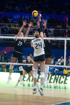 USA vs Italy RIO DE JANEIRO, RJ - 04.06.2025: USA VS ITALY - Italy& 39;s women& 39;s volleyball team debuts in the VNL by beating the United States, at Maracanazinho in Rio de Janeiro, RJ, this Wednesday (04). (Photo: Letycia Miller Fotoarena) x2749315x  LetyciaxMiller